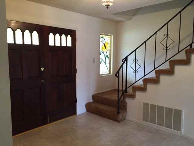 875 Briarcliff Dr - Photo 2 of 8