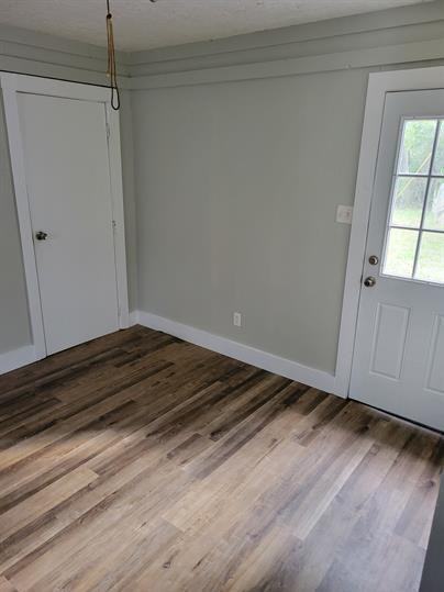 7609 Mclarty Rd - Photo 3 of 9