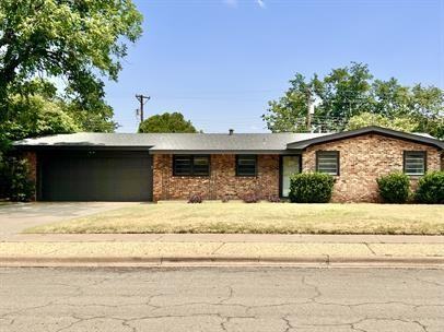 5008 46th St - Photo 2 of 24