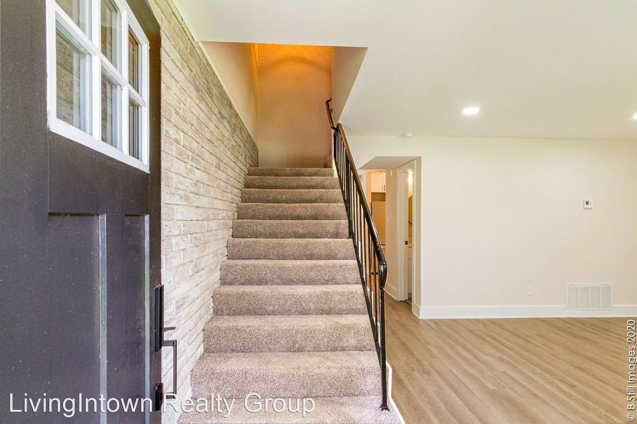 1744 Cambridge Avenue - Photo 2 of 18