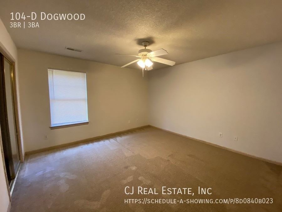 104 Ne Dogwood St Apt D - Photo 6 of 11