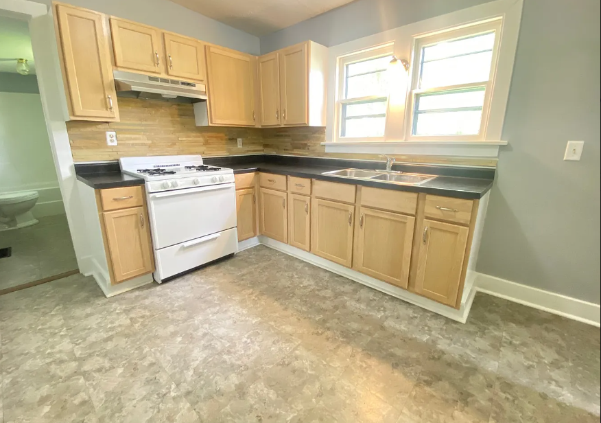 722 S College Ave #NA - Photo 2 of 8