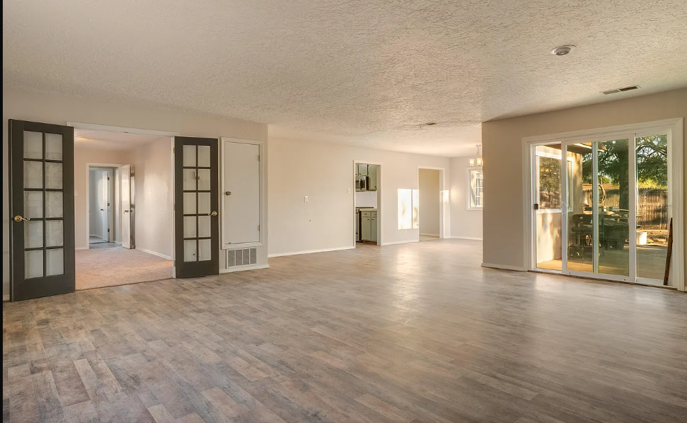 2517 Kimberly Ct Nw #NA - Photo 2 of 5
