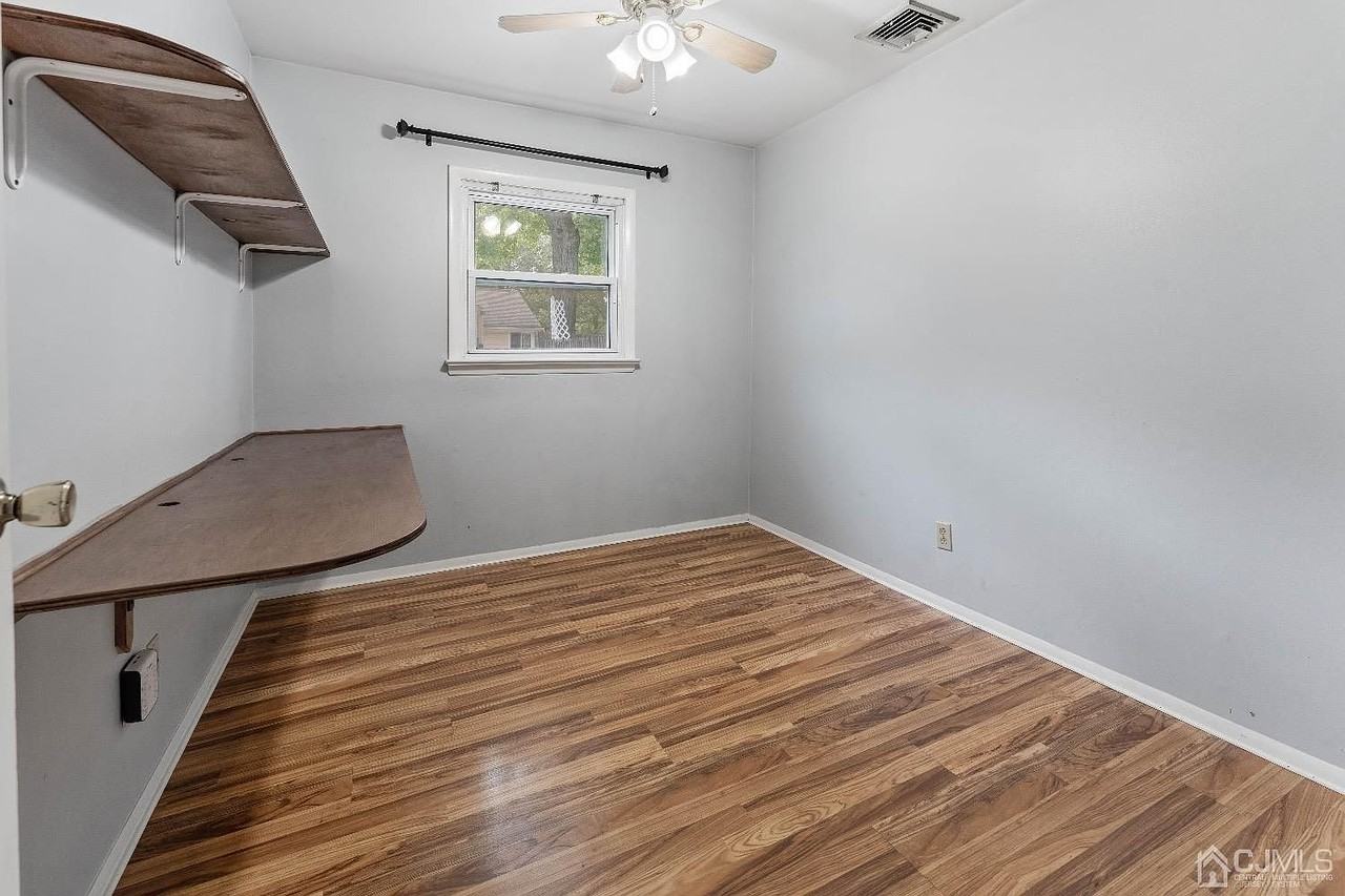 19 Campbell Rd #NA - Photo 3 of 8