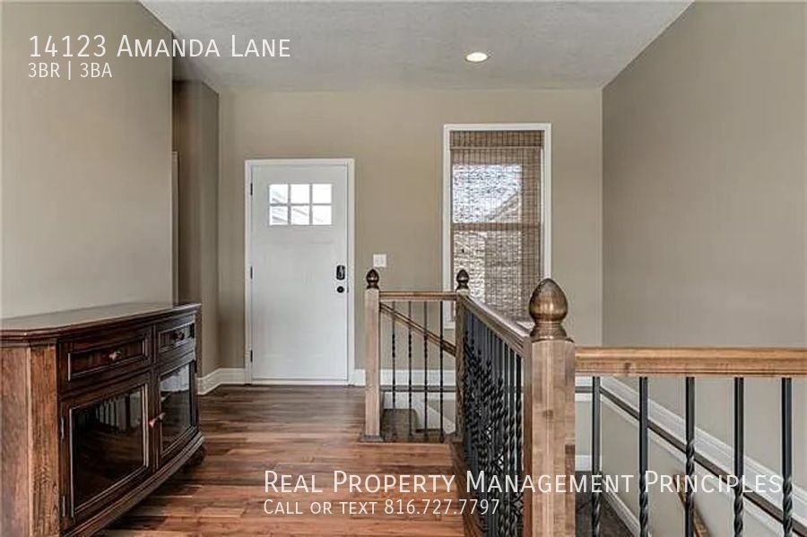 14123 Amanda Ln - Photo 2 of 24