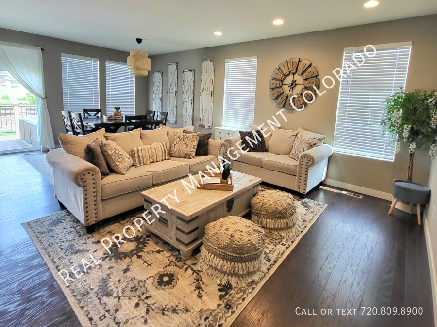 3372 Belltop Ct - Photo 3 of 31