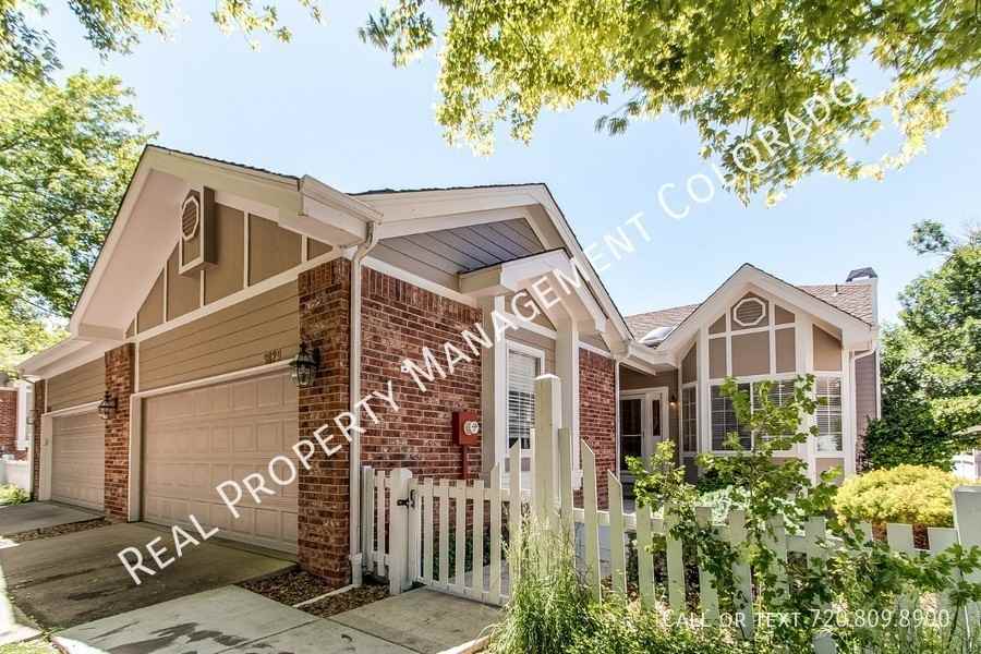 9829 Carmel Ct - Photo 3 of 36