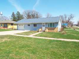 featured image of 453 4th Ave