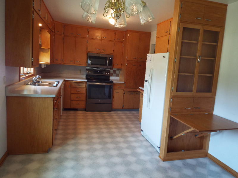 453 4th Avenue - Photo 2 of 14