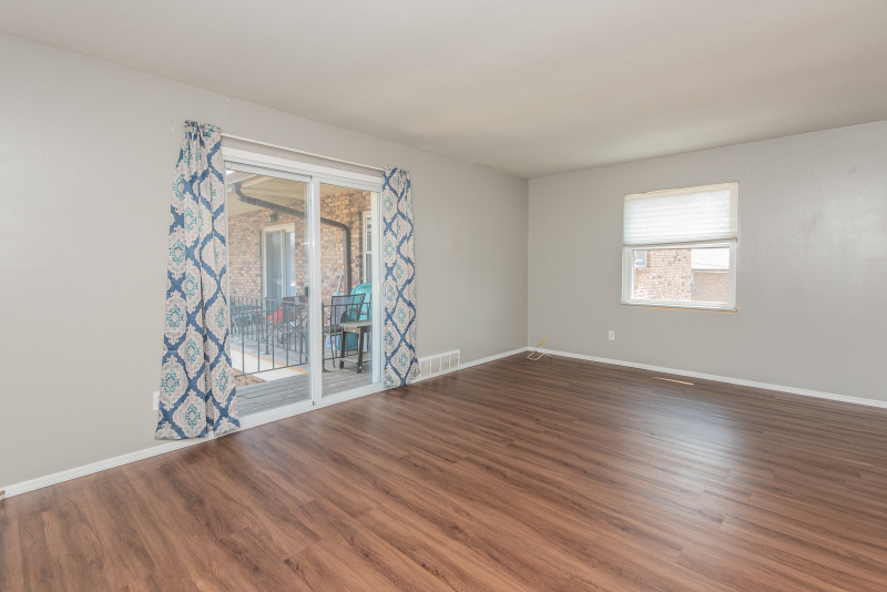 6916 Colonial Woods Dr 92, Mehlville, MO 63129 1 Bedroom Condo for