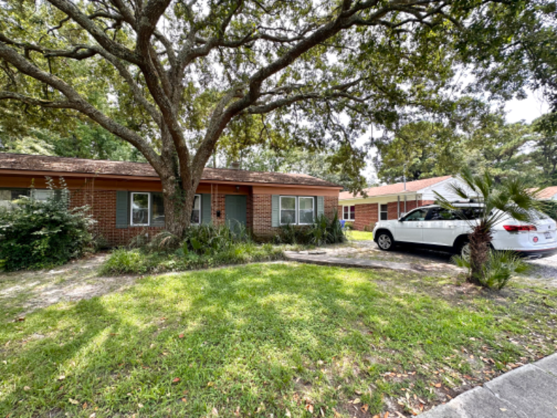 639 Windermere Blvd #B - Photo 2 of 29