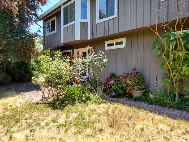 1662 Stanmore Dr #A - Photo 3 of 18