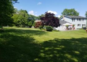 featured image of 102 Meadow Run Ln