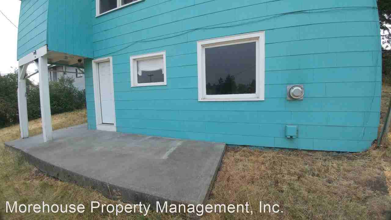 527 Upham Apartments in Klamath Falls, OR 97601 Zumper