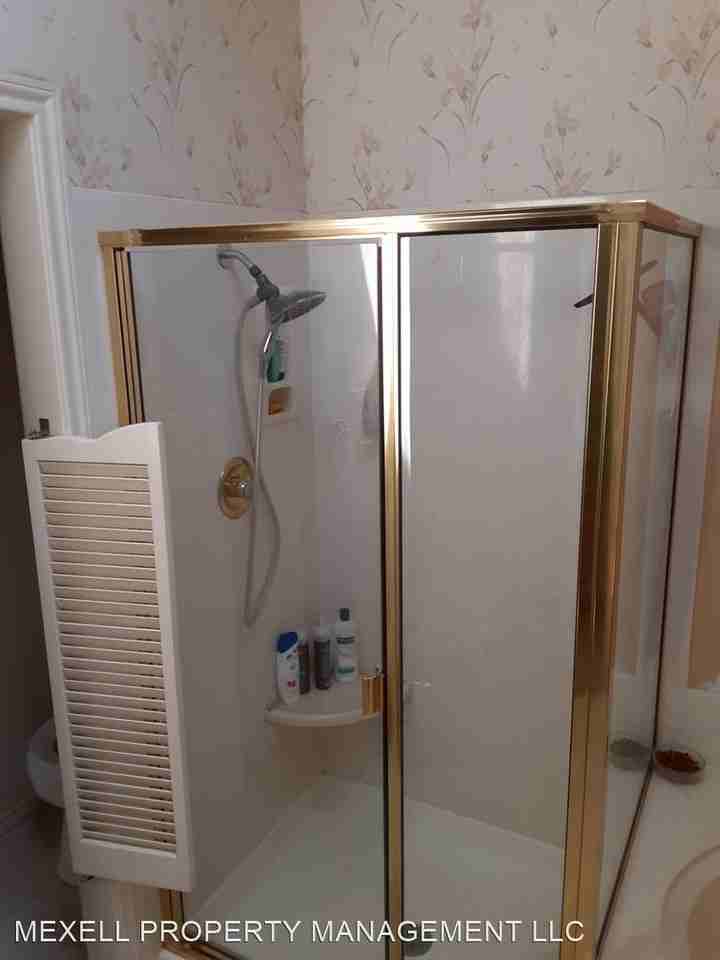 1337 Barclay Dr - Photo 2 of 11