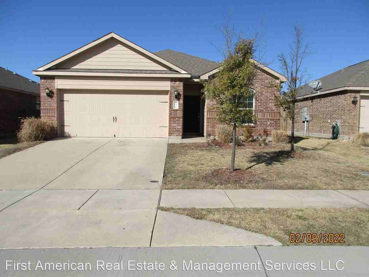 1314 Soap Tree Dr - Photo 2 of 11