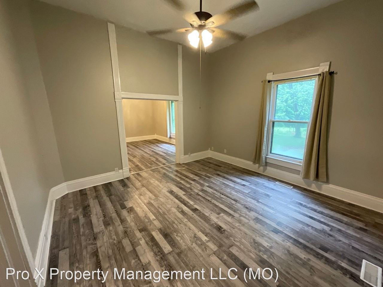 507 S Main St - Photo 2 of 14