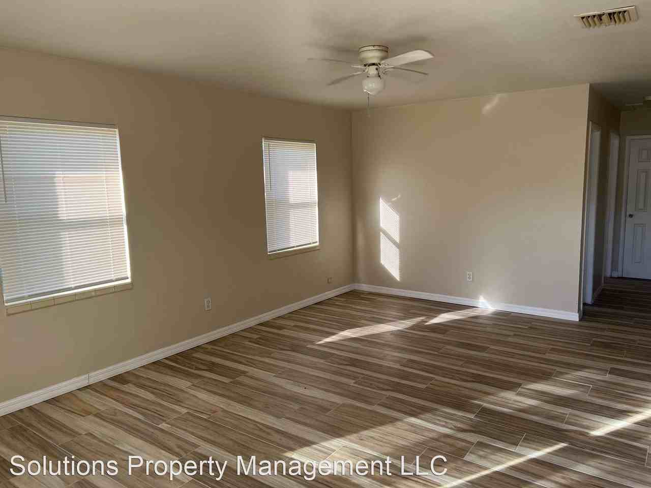 608 Japonica Dr - Photo 3 of 10