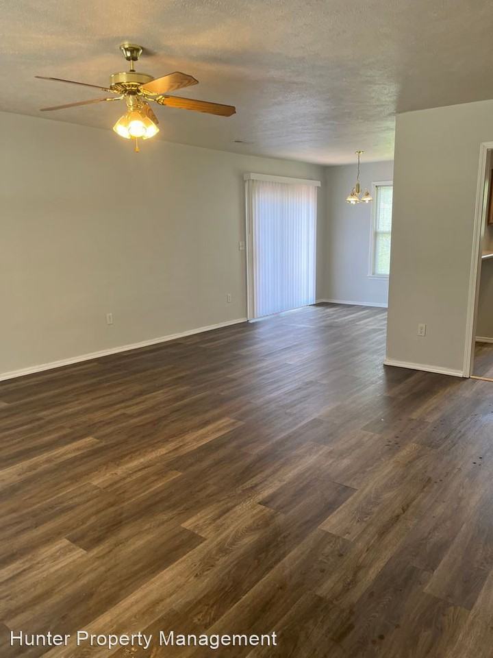 1207 A-B Westwood - Photo 2 of 12