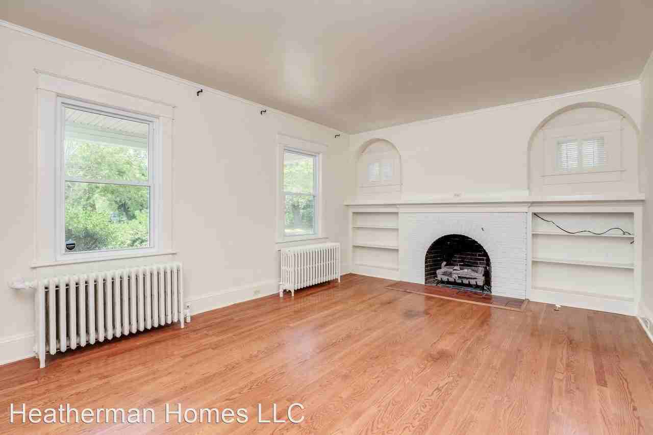 1306 Monterey Ave - Photo 3 of 32