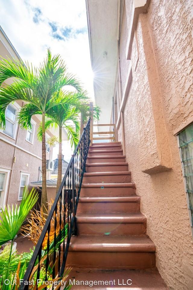 545 2nd St N - Photo 3 of 25