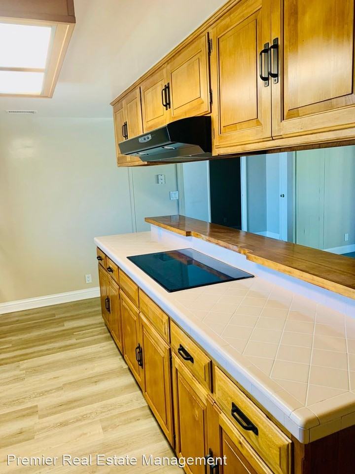 6112 Arno Dr - Photo 3 of 23