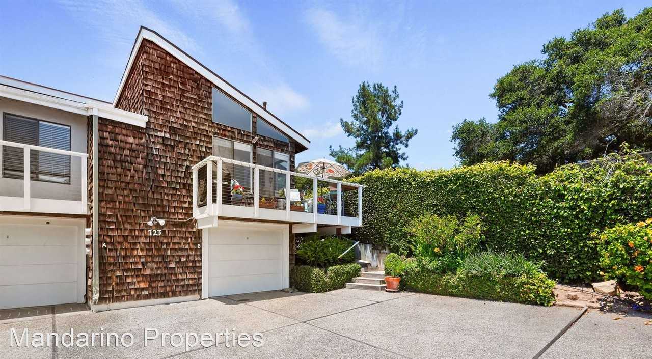 723 E Victoria St #B - Photo 2 of 18