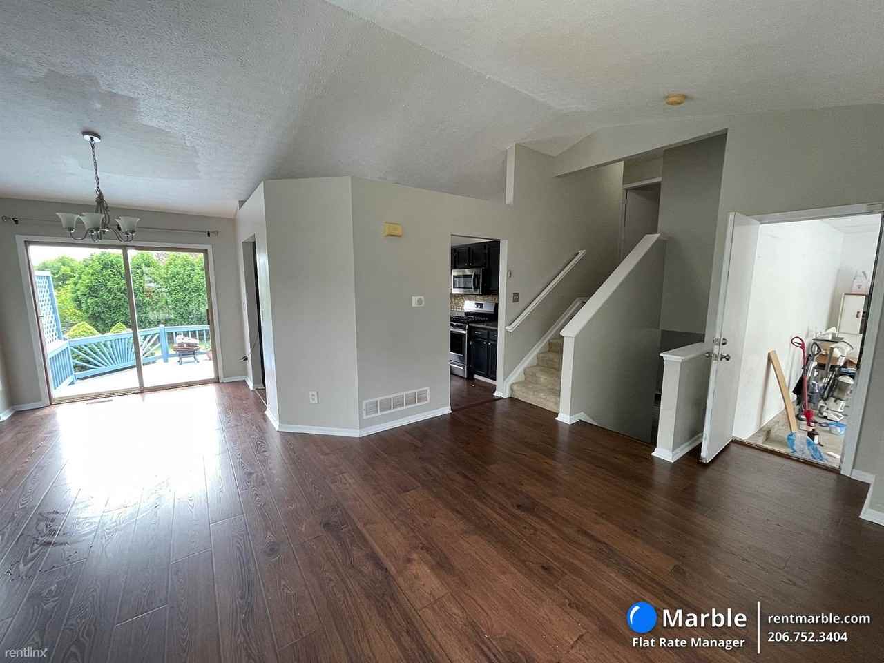 1312 Faunsdale Dr - Photo 3 of 18