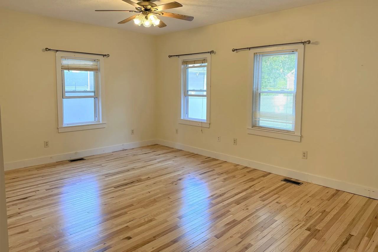 134 Commonwealth Rd - Photo 3 of 15