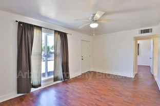 8041 N 30th Dr - Photo 1 of 1