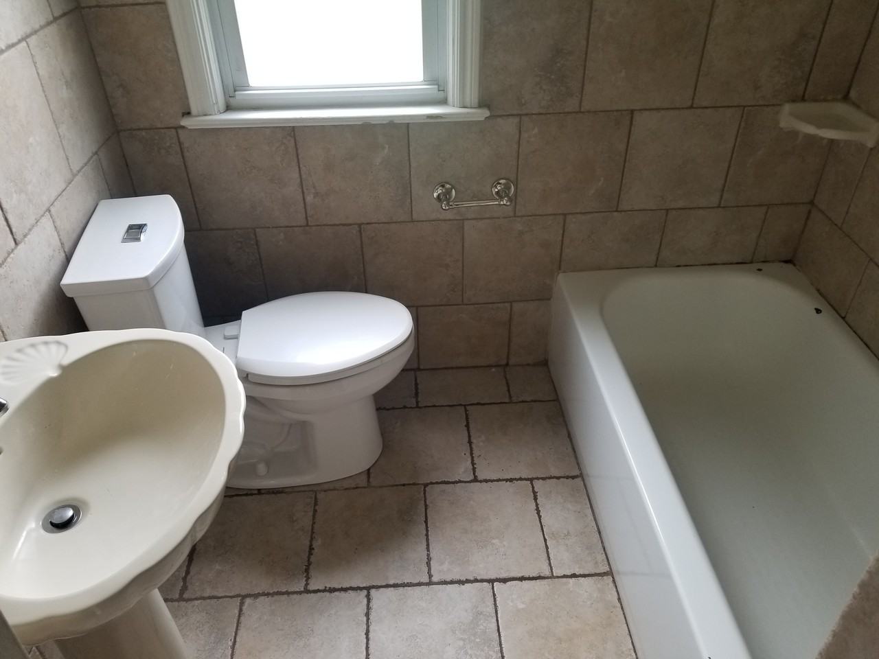 2611 Brookdale Ave - Photo 6 of 7