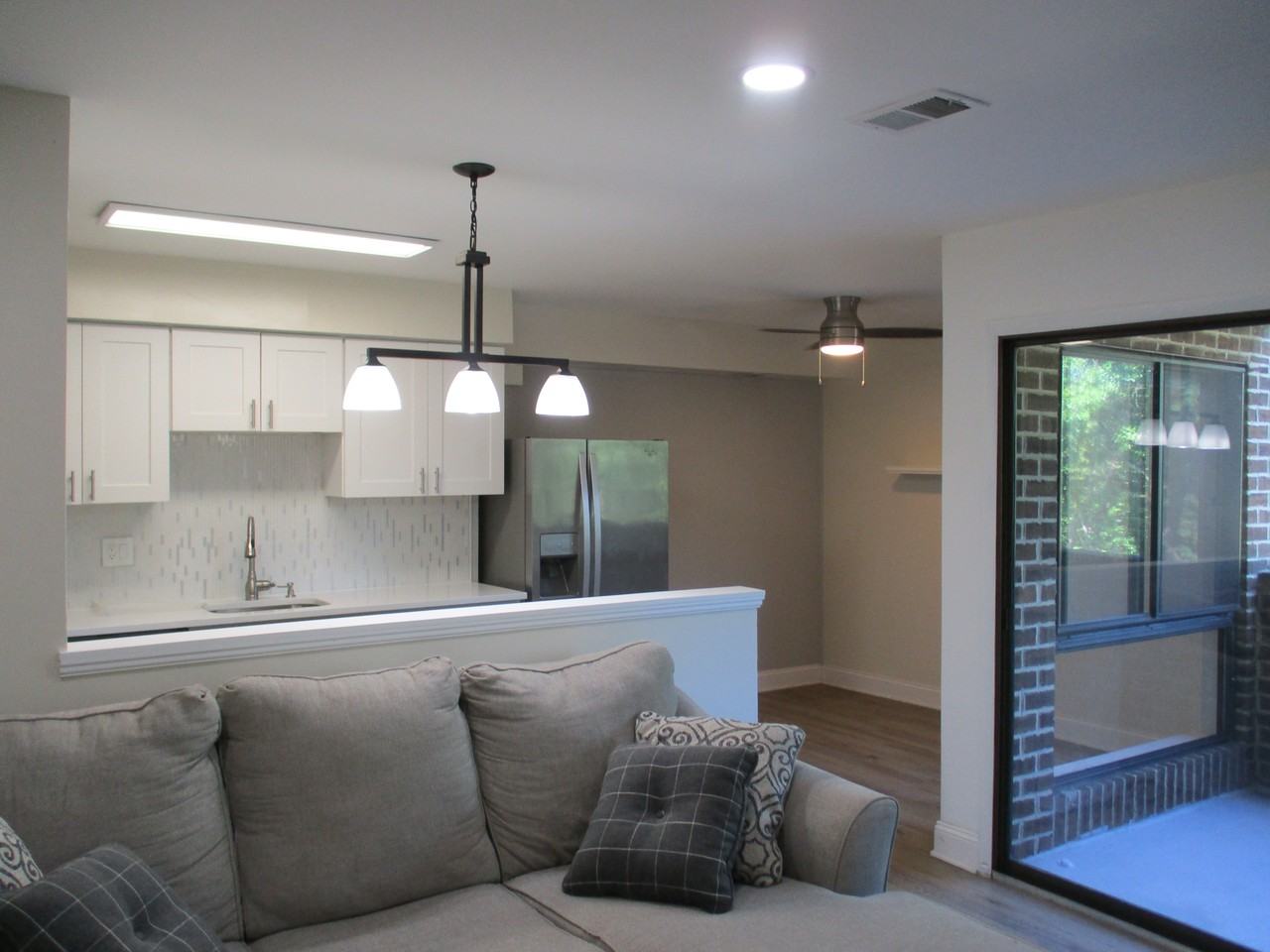 11252 Chestnut Grove Sq #348 - Photo 5 of 25