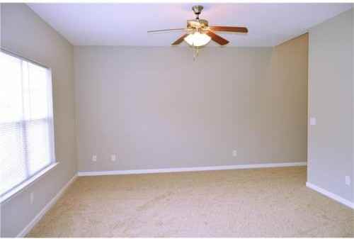 124 Oakmont Dr #124 - Photo 3 of 25