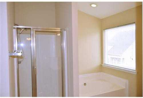 124 Oakmont Dr #124 - Photo 7 of 25