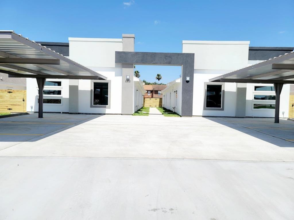 2202 S Sports Dr Apt 3 #Apt 3