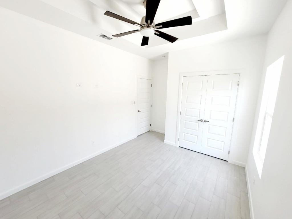 2202 S Sports Dr Apt 3 - Photo 6 of 9