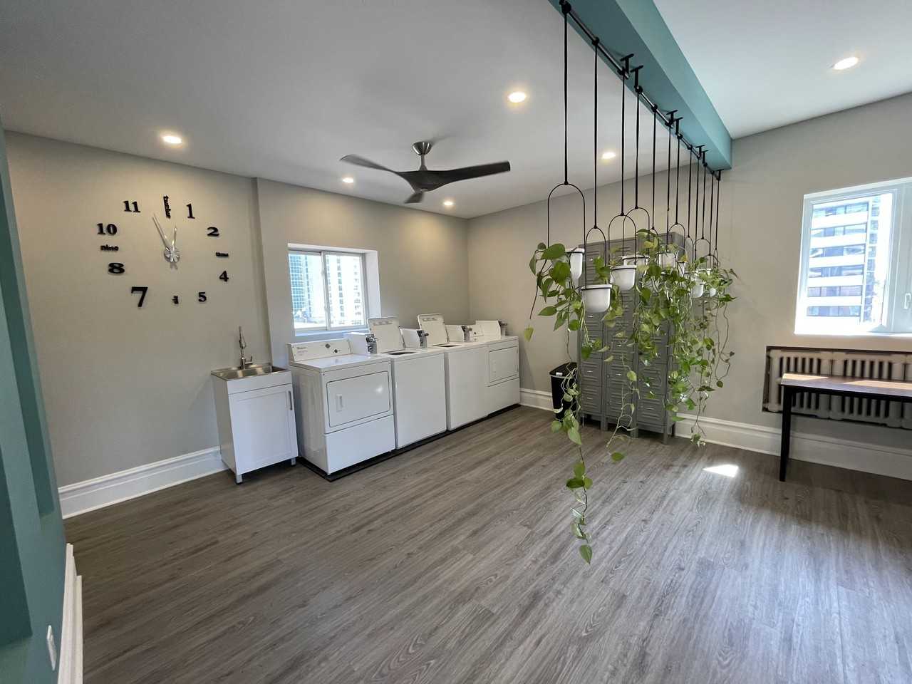 414 Albert St. - Photo 3 of 6