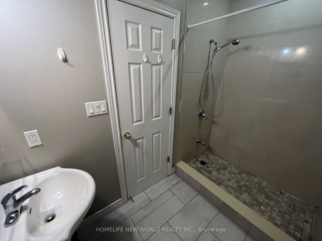 7 Symphony Gate #912 - Photo 3 of 6