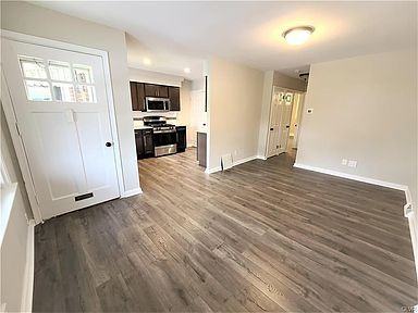 2317 2nd St #NA - Photo 3 of 5