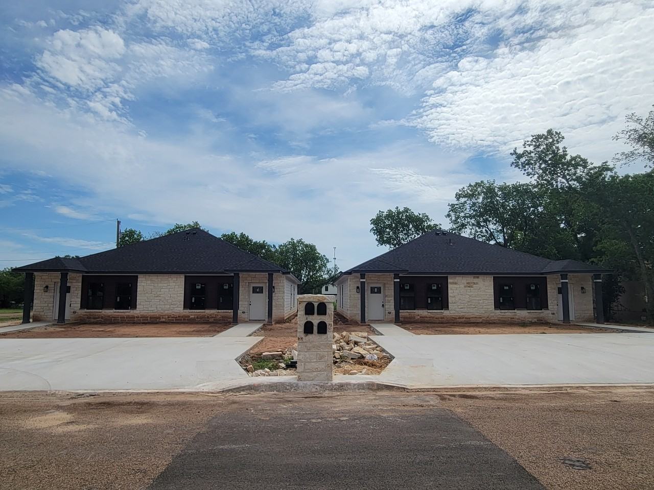 203 Hayes St #AORB - Photo 2 of 11