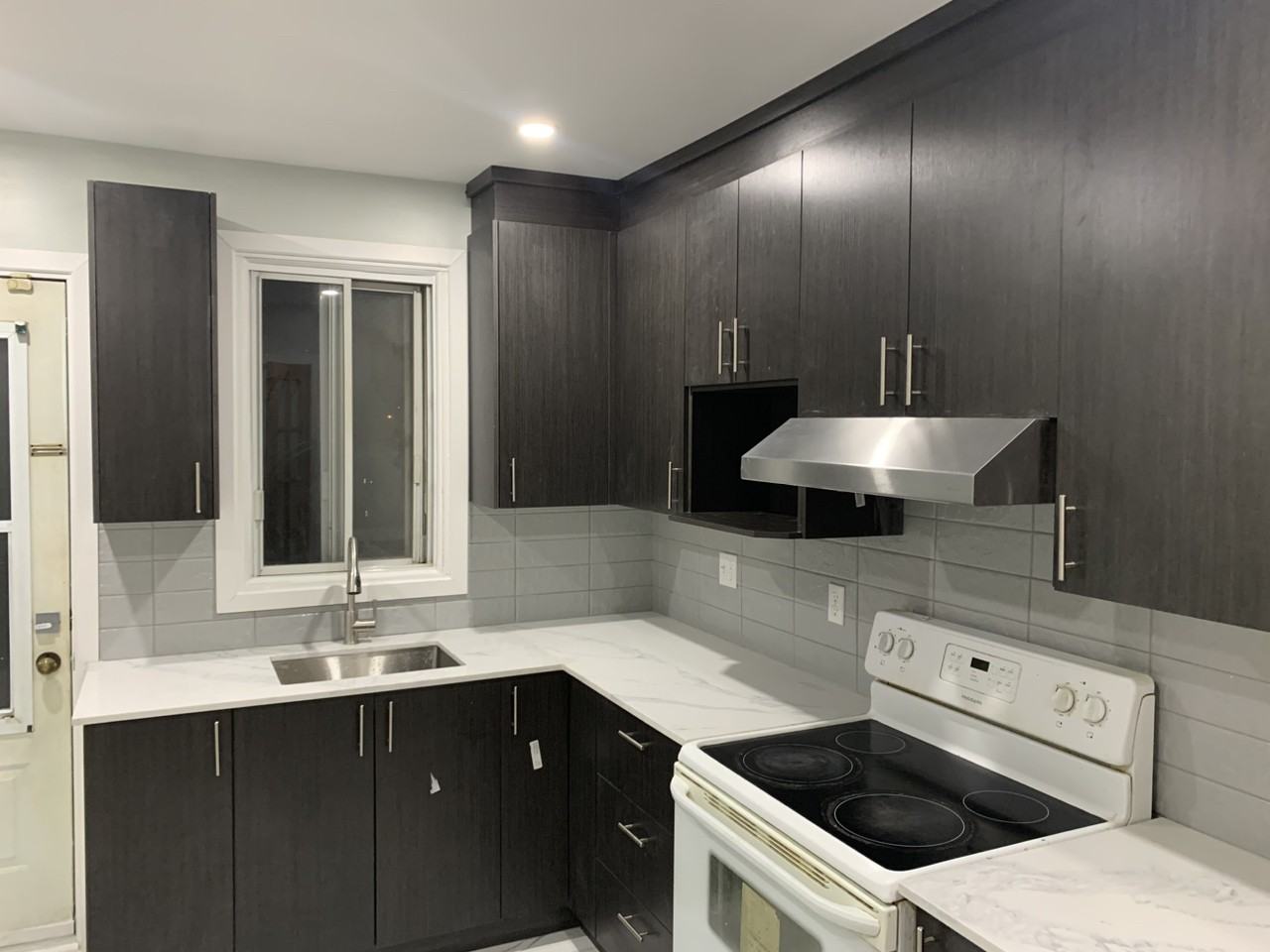 1796 Rue Millar - Photo 3 of 5