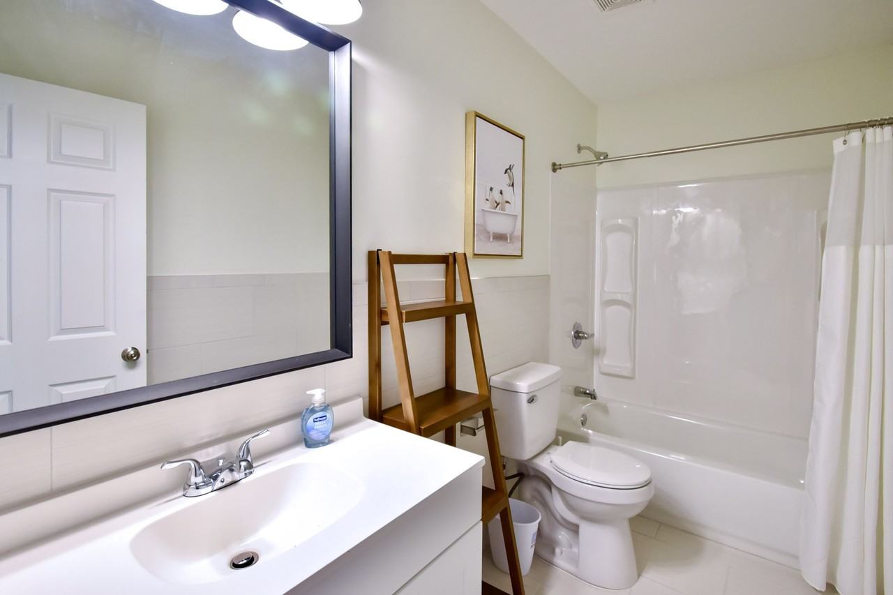 Dolphin Ave - Photo 3 of 7