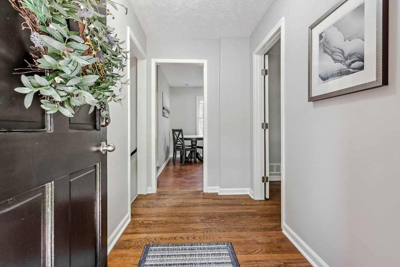 Tyson Dr - Photo 3 of 11