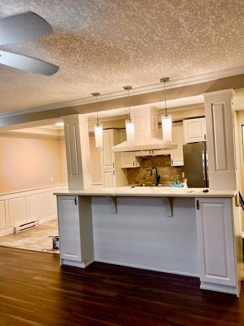 65 Race Street - Photo 3 of 13