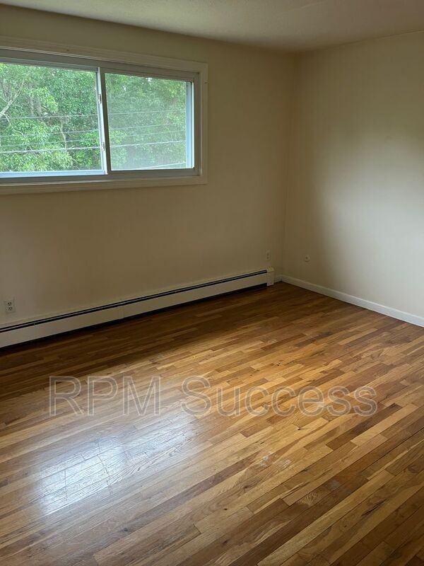 787 Tucker Rd #4 - Photo 2 of 10