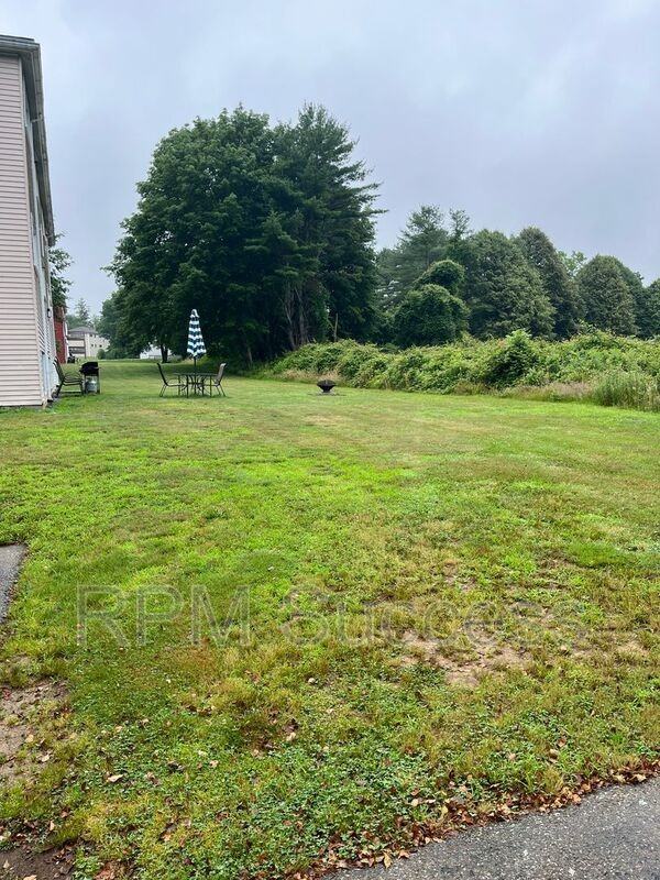 787 Tucker Rd #4 - Photo 3 of 10