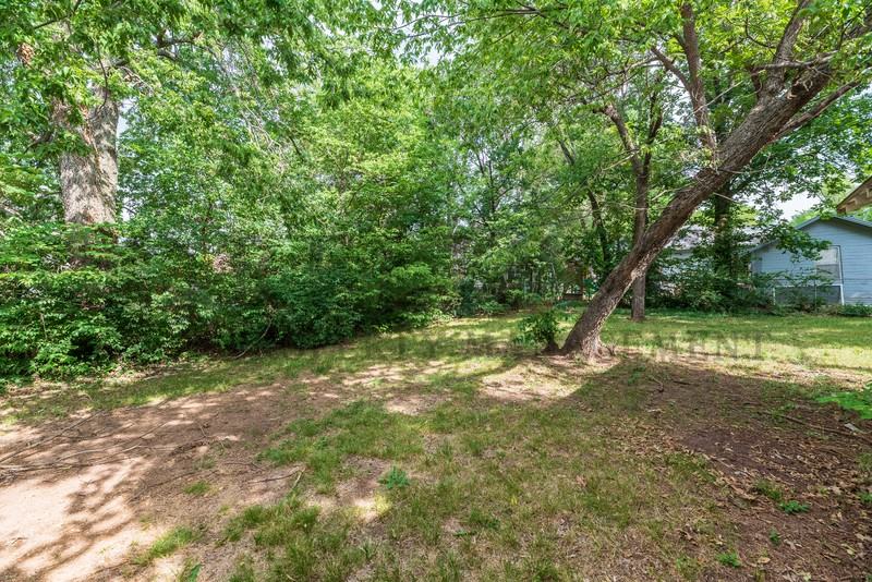 318 W Carr Ave - Photo 3 of 23