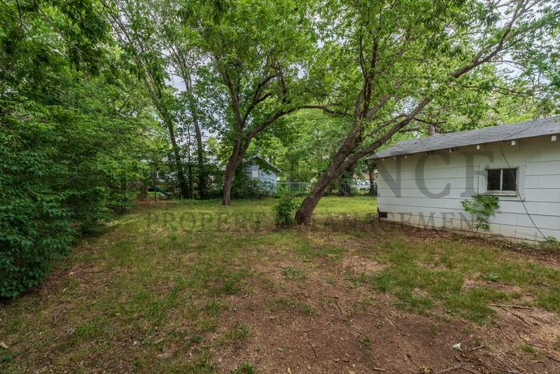 318 W Carr Ave - Photo 4 of 23