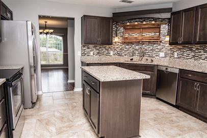 327 Egan Dr - Photo 3 of 25