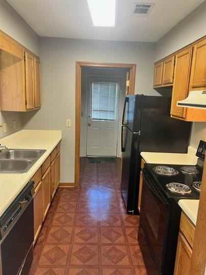 112 Timberlawn Rd - Photo 3 of 12